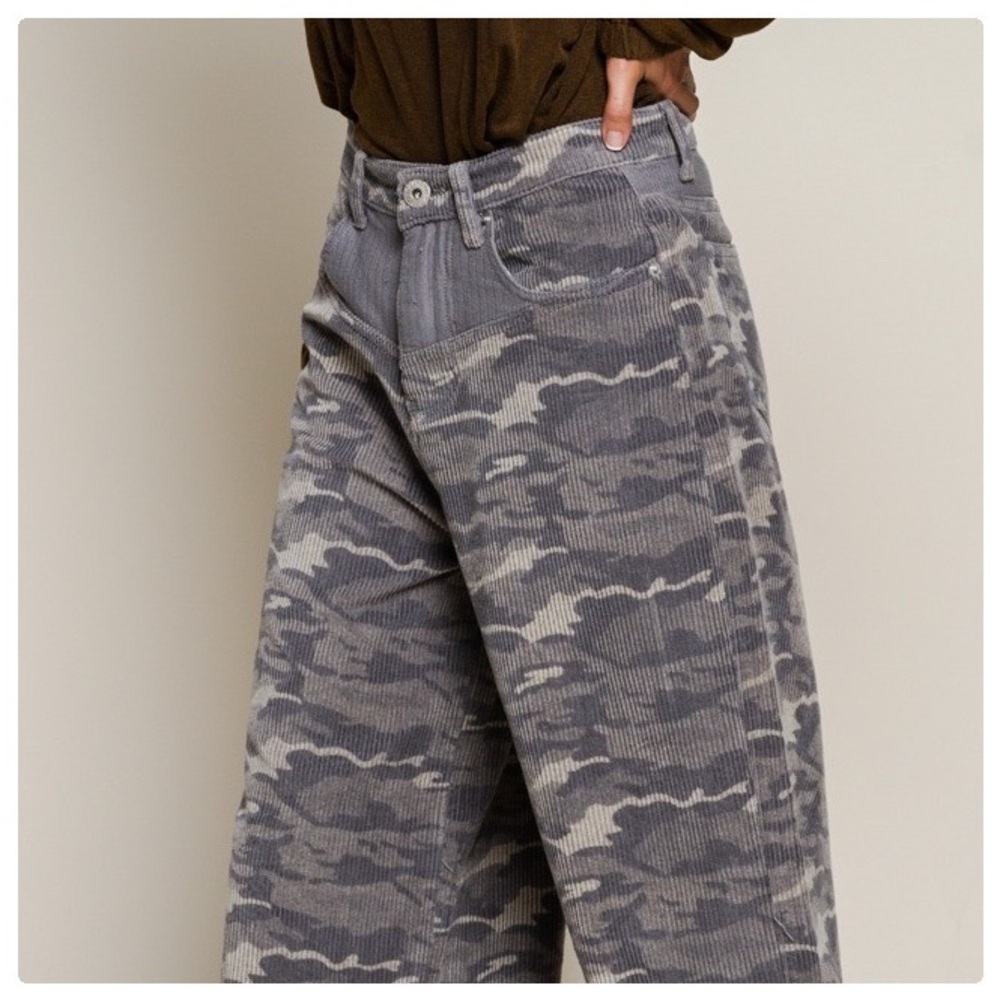 POL Camo Black Wide Leg Cords - Picture 12 of 15